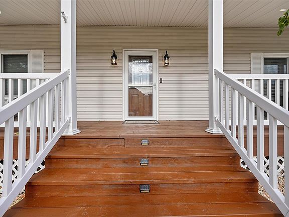 2nd image of 4809 Oakbrier Dr