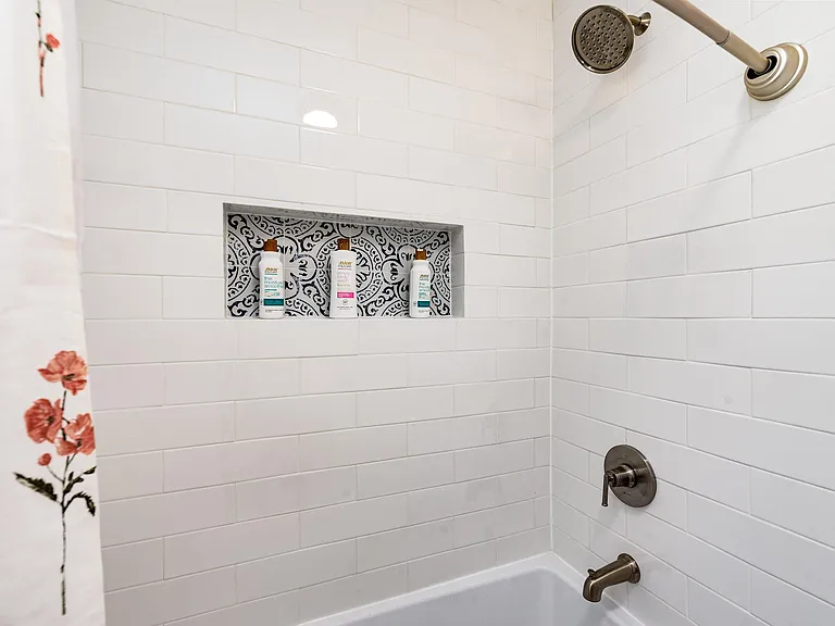 6026 Scanlan Ave — Photo 13