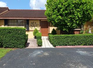 8433 SW 147th Pl, Miami, FL 33193