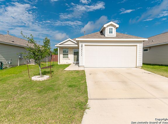 2nd image of 2111 Marbach Oaks