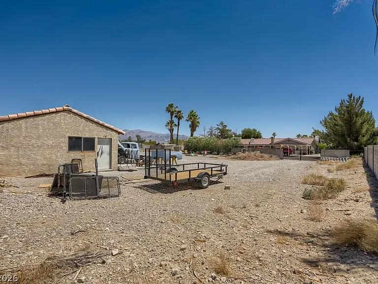 5945 N El Capitan Way — Photo 59
