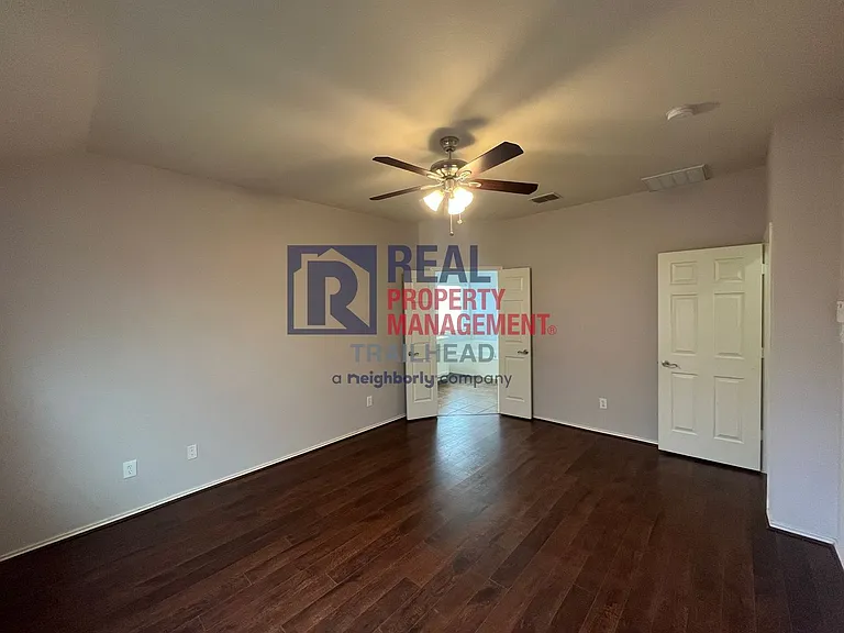 3929 Eaglerun Dr — Photo 15