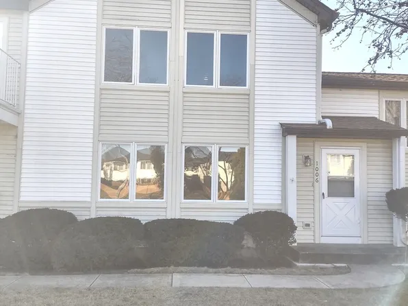 1006 Inverrary Ln #1006, Deerfield, IL 60015