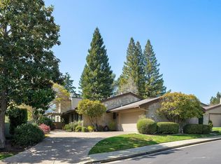 420 Ridge Gate Rd, Orinda, CA 94563