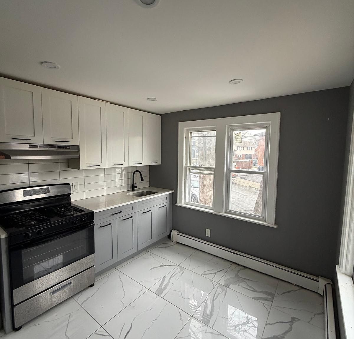 265 Central Ave APT 4, Rahway, NJ 07065 | Zillow