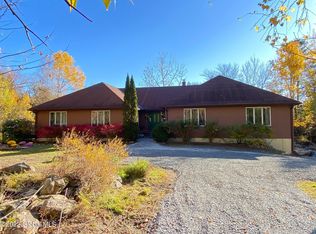 124 Nugent Rd, Cropseyville, NY 12052