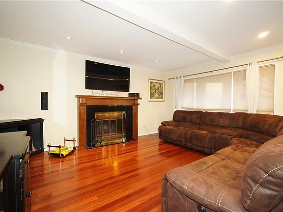 2nd image of 347 Clarke Ave