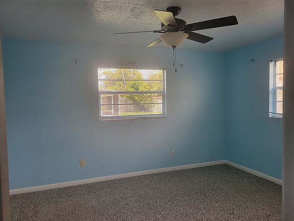 5th image of 625 Key Largo Dr S