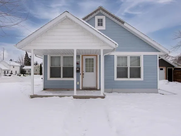 403 W 6th Ave, Oshkosh, WI 54902