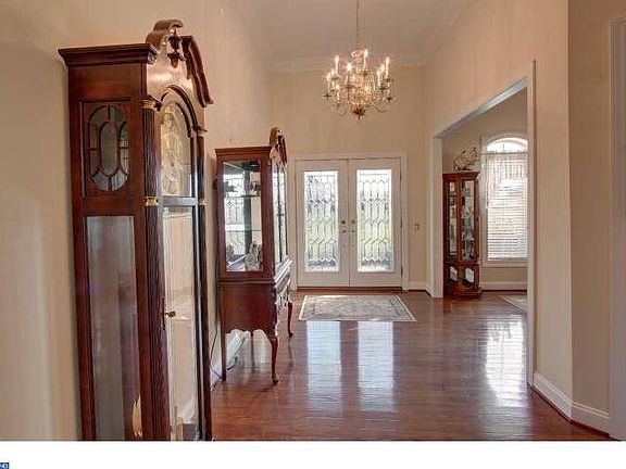 3rd image of 314 Bohemia Mill Pond Dr