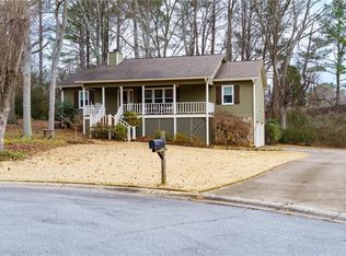 606 Beverly Way, Woodstock, GA 30188