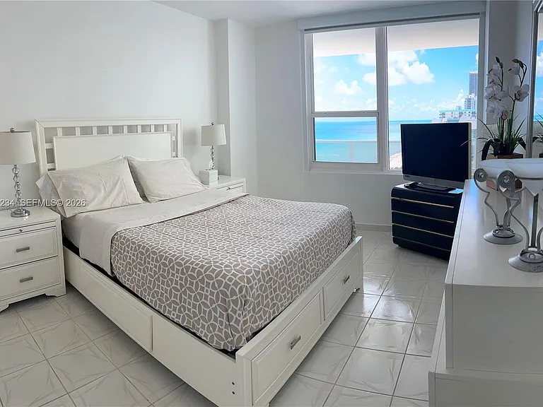 3505 S Ocean Dr #1514 — Photo 24