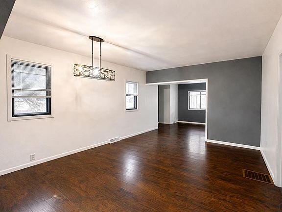 3rd image of 1923 W 6th St