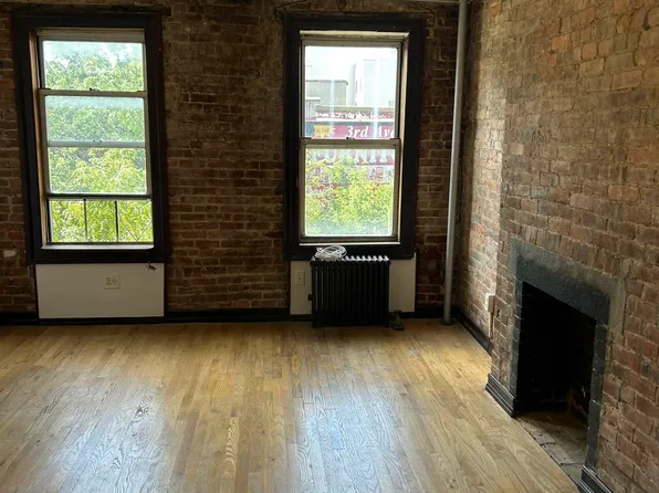 2133 3rd Avenue image 1 of 5