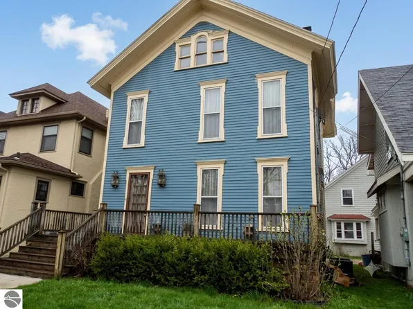 716 W Kalamazoo Ave, Kalamazoo, MI 49007