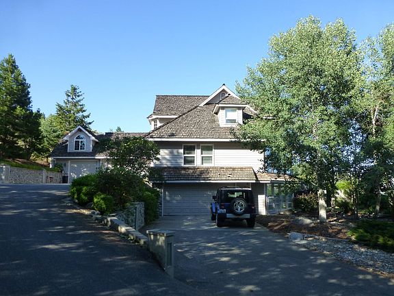 lower garage 5th car space