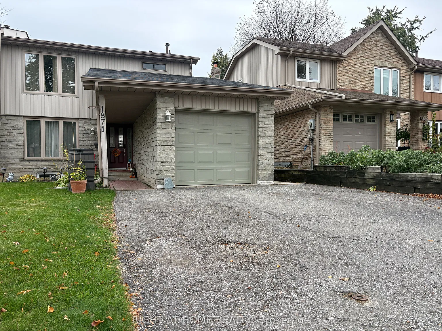 3 bed, $3,200 — Photo 2