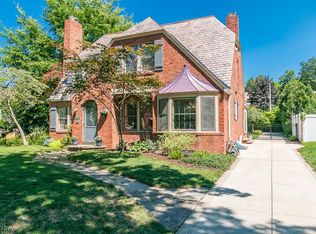 2335 Miramar Blvd, University Heights, OH