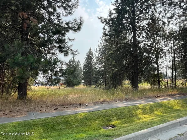 Nka N Government Way, Hayden, ID 83835
