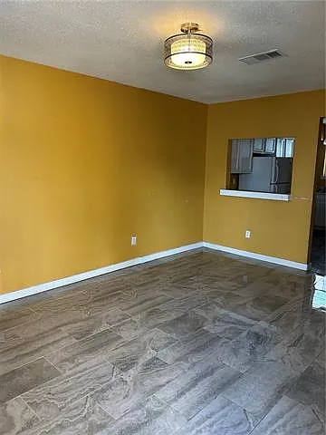 2 bed, 1.0 bath, 688 sqft, $1,450 — Photo 2