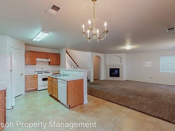 4th image of 3312 Crimson Rose Ln SW