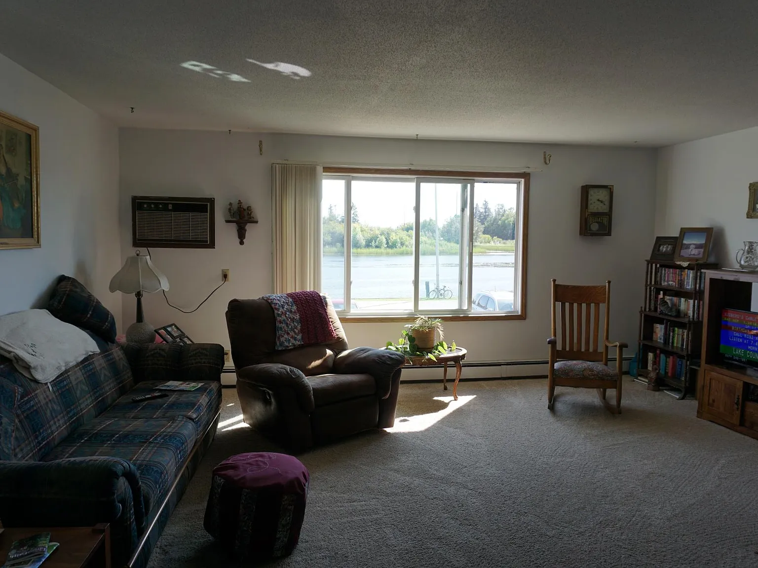2 bed, 1050 sqft, $1,257 — Photo 3