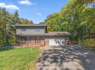2107 Kings Rd, Eagan, MN 55122