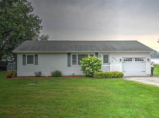 5675 Peyton Dr, Decatur, IL 62521