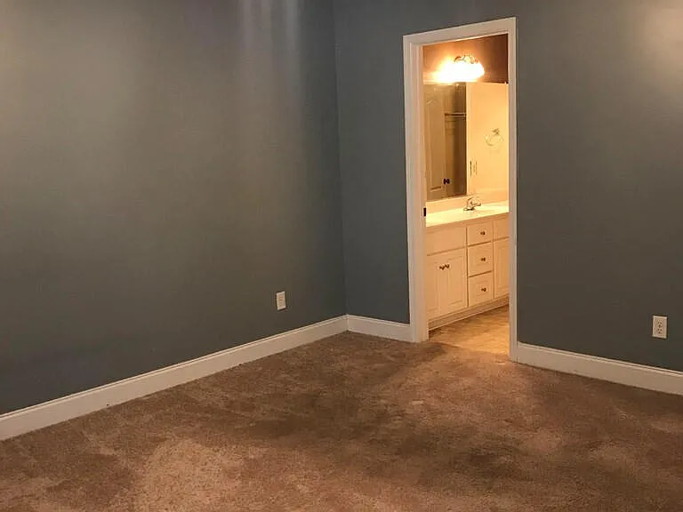 847 Bryan Cir — Photo 5