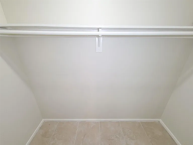 25723 Glen Loch Dr — Photo 28