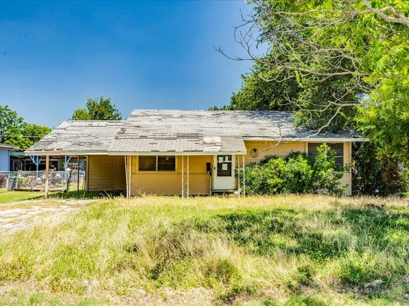 1408 Circle Dr, Round Rock, TX 78664