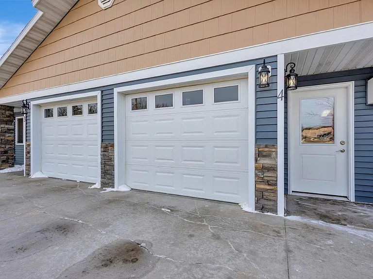 Copperleaf Townhomes — Photo 10