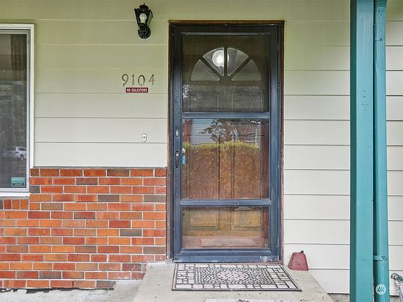 4th image of 9104 NE 111th Avenue
