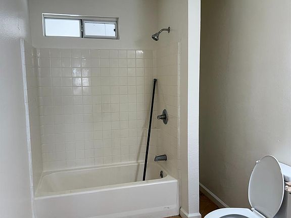 4th image of 18490 Bayless Ave