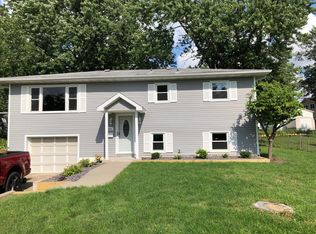 1054 N Linden Ave, Decatur, IL 62522