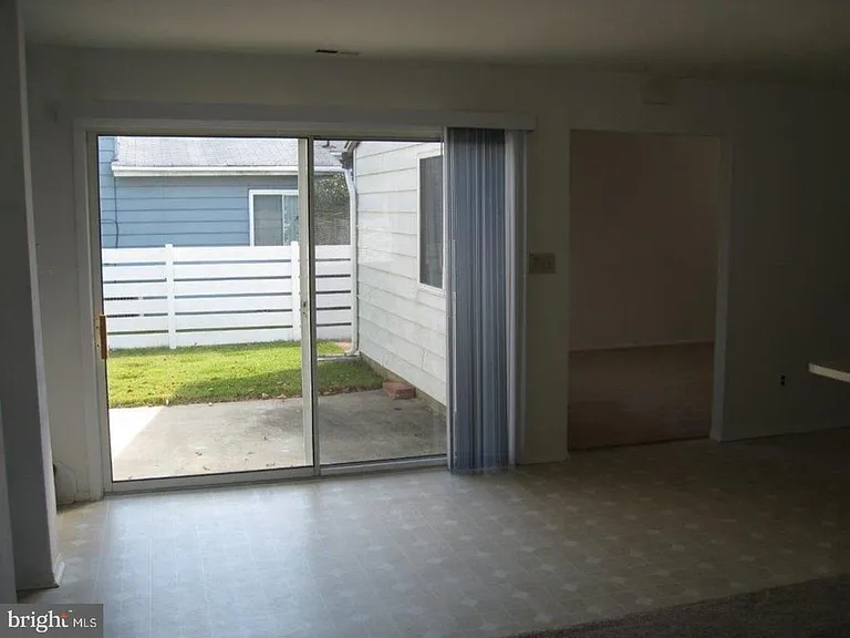 134 Harvest Rd — Photo 3
