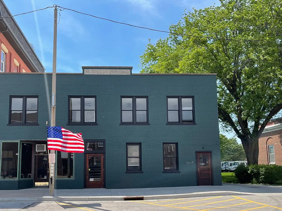 107 & 109 N College Ave