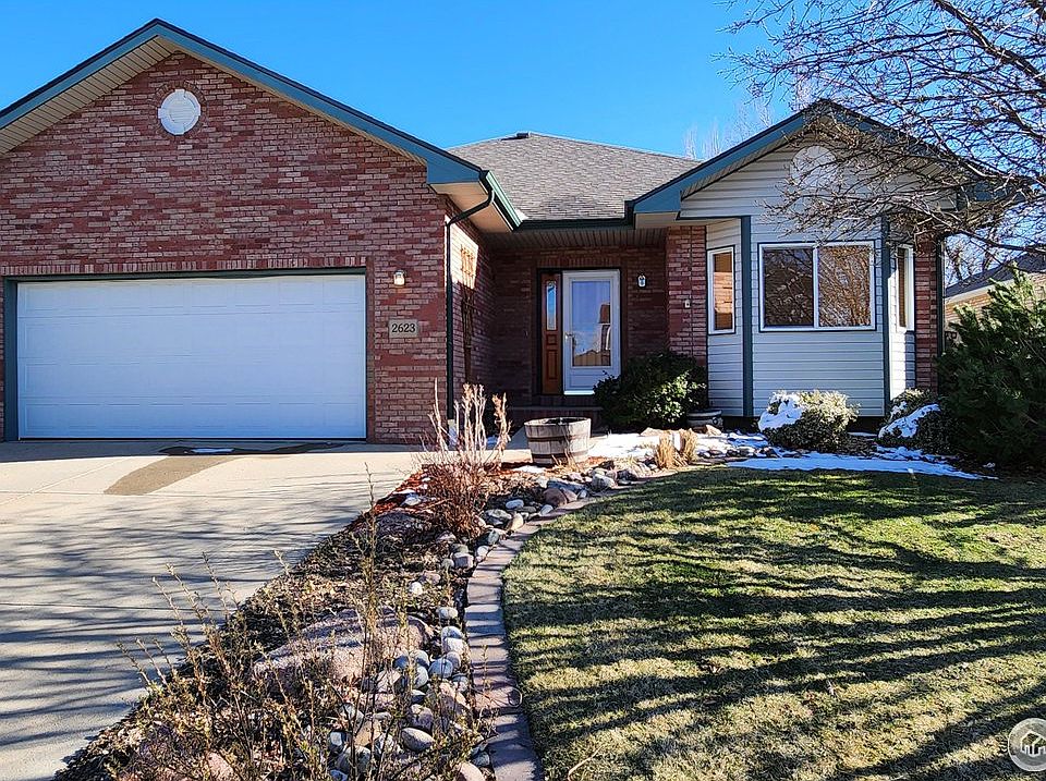 1st image of 2623 Falcon Dr