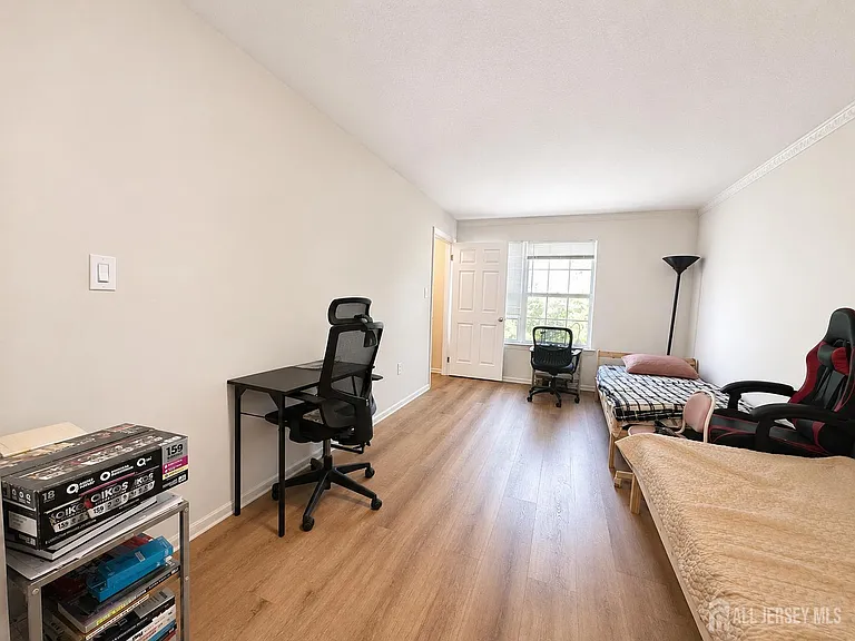 263 Prestwick Way — Photo 13