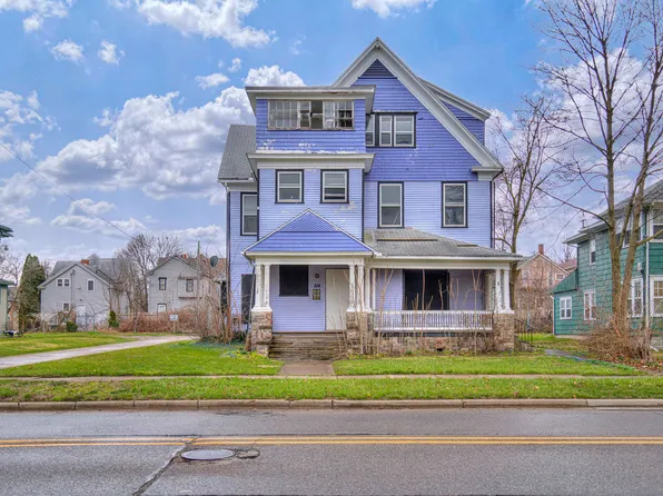 514 1st St, Jackson, MI 49203