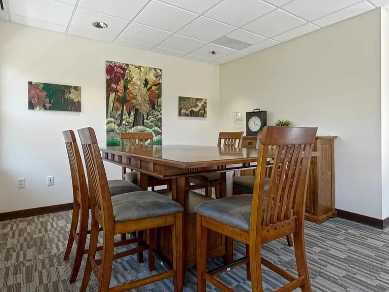 The Park Apartments in Kutzky Neighborhood — Photo 8