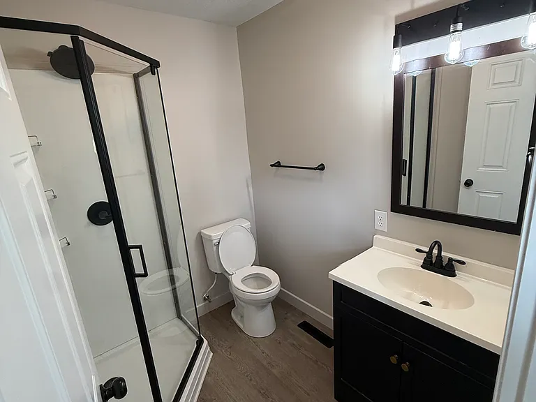 103 N Bunn St — Photo 19