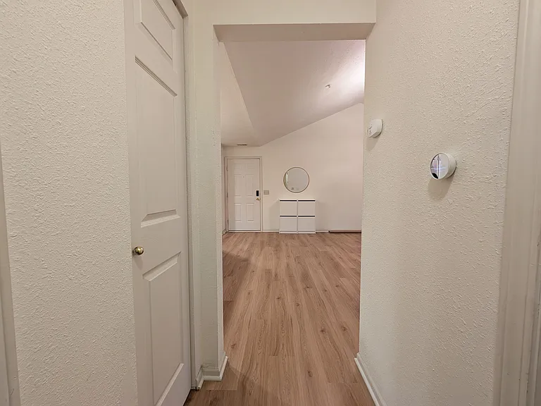 1561 Long Meadow Trl — Photo 27