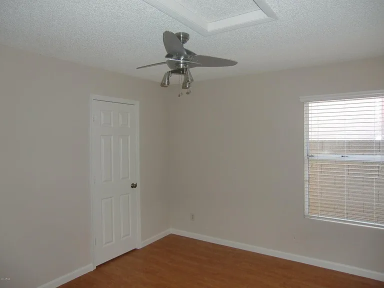 3305 E Wildwood Dr — Photo 12