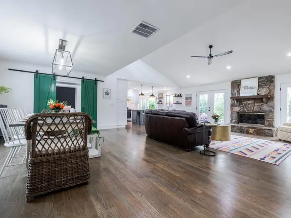 600 Creekwood Dr, Marietta, GA 30068