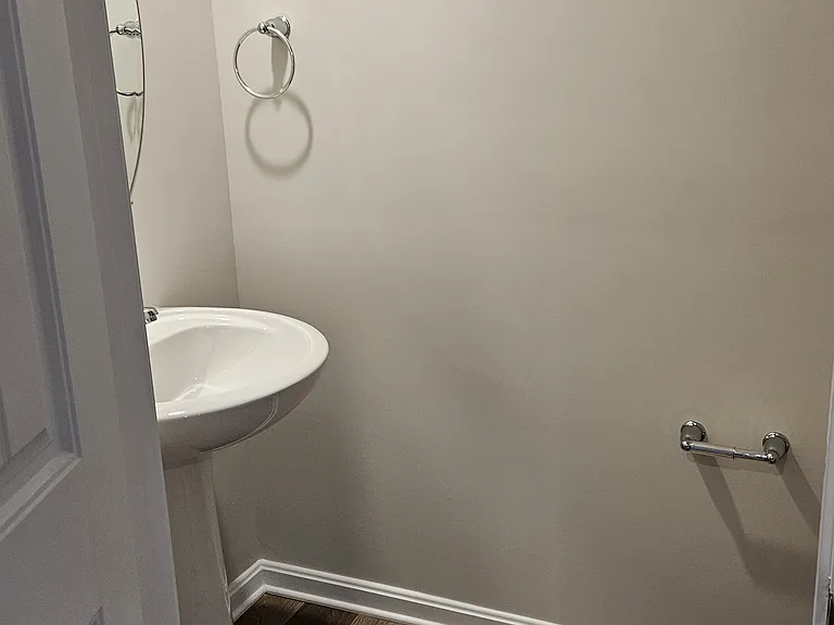 114 Ann Moore St — Photo 10