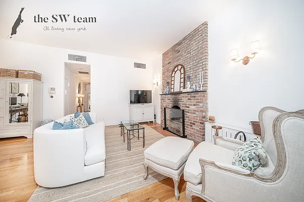 Rented by Living New York | media 8