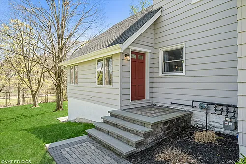 1392 Kings Hwy Photo 1