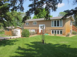 18057 Willow Springs Rd, Detroit Lakes, MN 56501