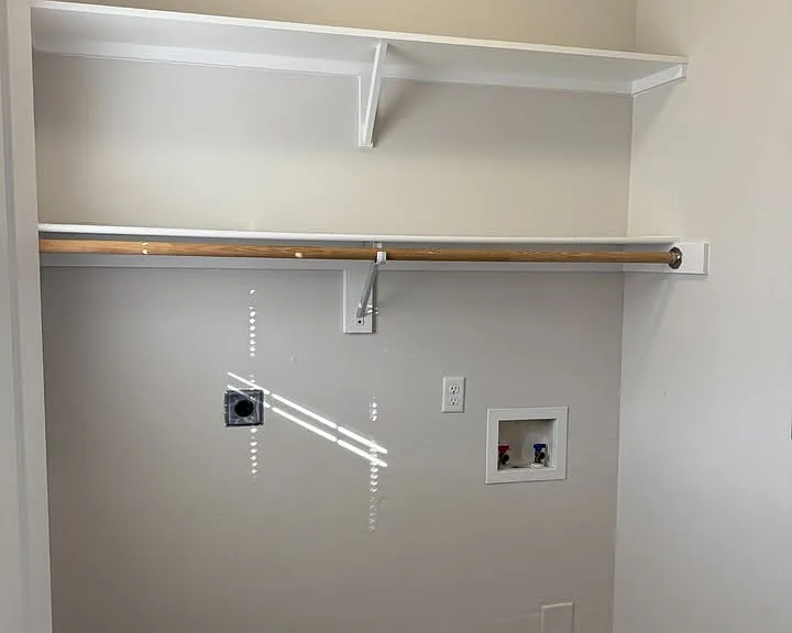 324 W Cummings St — Photo 11